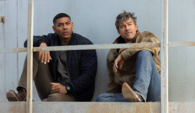 Aaron Pierre and Kyle Chandler in Lanterns. (HBO Max)