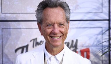 Richard E Grant says he permanently cut friends out of his life over how they handled his wife’s death
