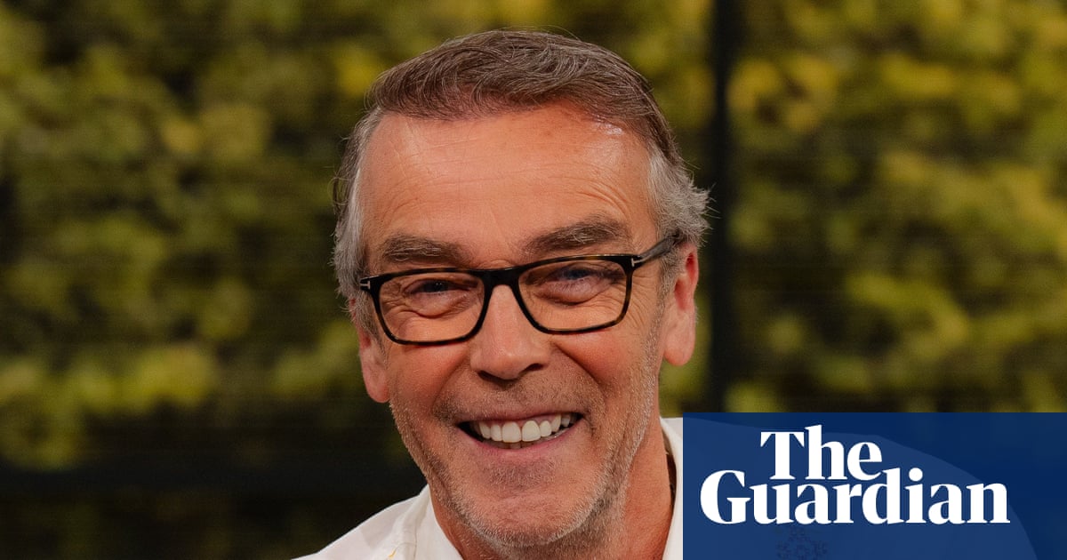 Post your questions for John Hannah | Movies