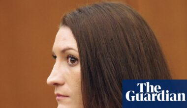 What is the treatment for postpartum psychosis, the condition central to the Lindsay Clancy trial? | Well actually