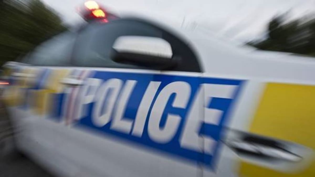 Blockhouse Bay homicide: Police seek witnesses after man dies following stabbing