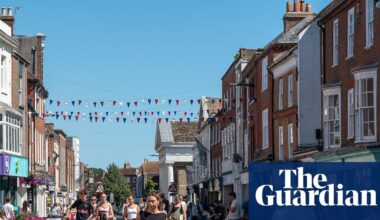 Retail sales in Great Britain fall despite heatwave increasing food and drink demand | Retail industry