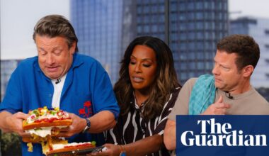 Jamie and Jools Oliver pay themselves £1.5m dividend as profits almost halve | Jamie Oliver