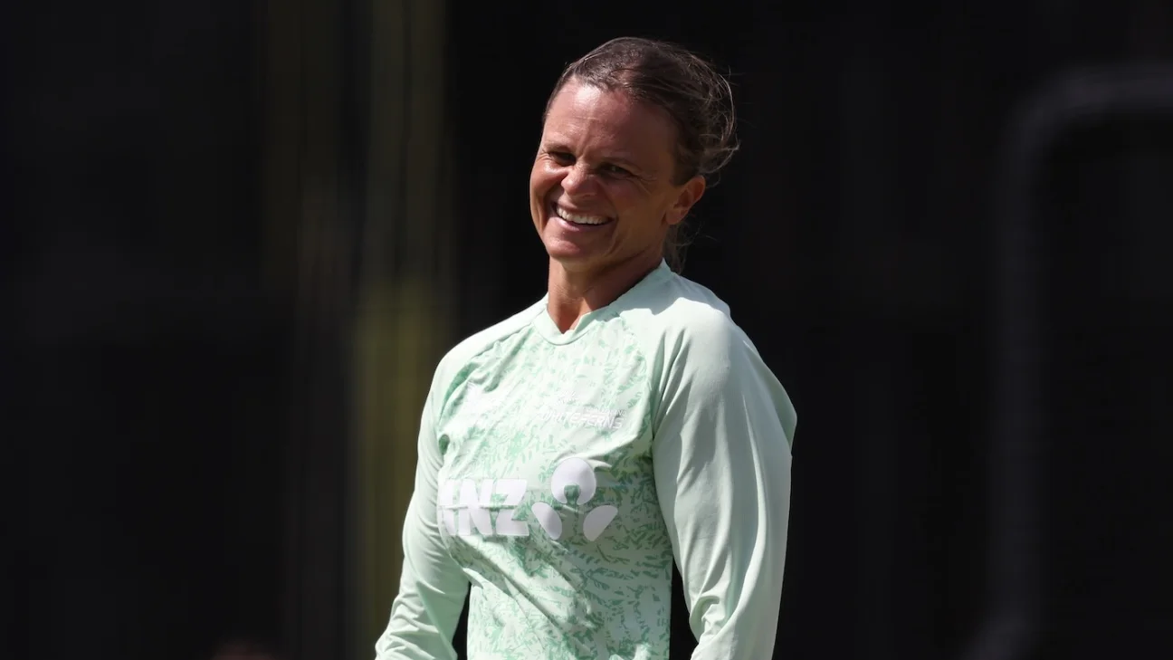 Former New Zealand captain Suzie Bates takes up domestic contract with Otago after 20 years