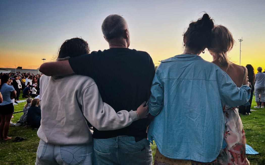 More than 1000 people attend a community vigil at Coronation Park in Tauranga on Thursday, 29 January, 2026, in the wake of the Mt Maunganui landslide.