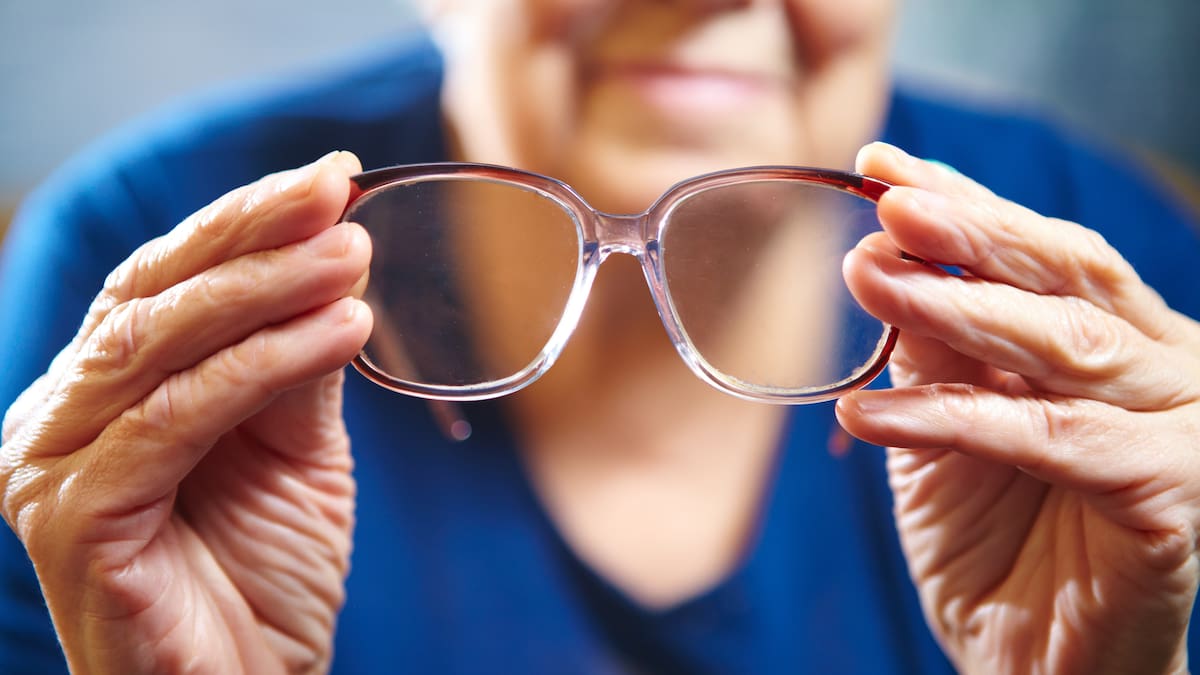 Patients going blind: 36,000 ophthalmology patients overdue for tests amid high demand