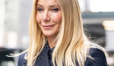 Gwyneth Paltrow, Daughter Apple Martin Look Alike in Summer Photo