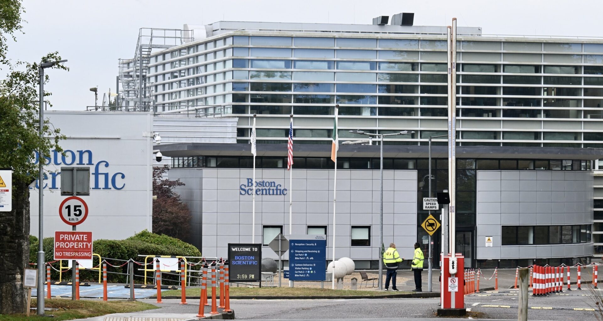 An estimated 1,200 people work at Boston Scientific’s Model Farm Rd plant in Cork, which was established in 1997. Picture: Larry Cummins