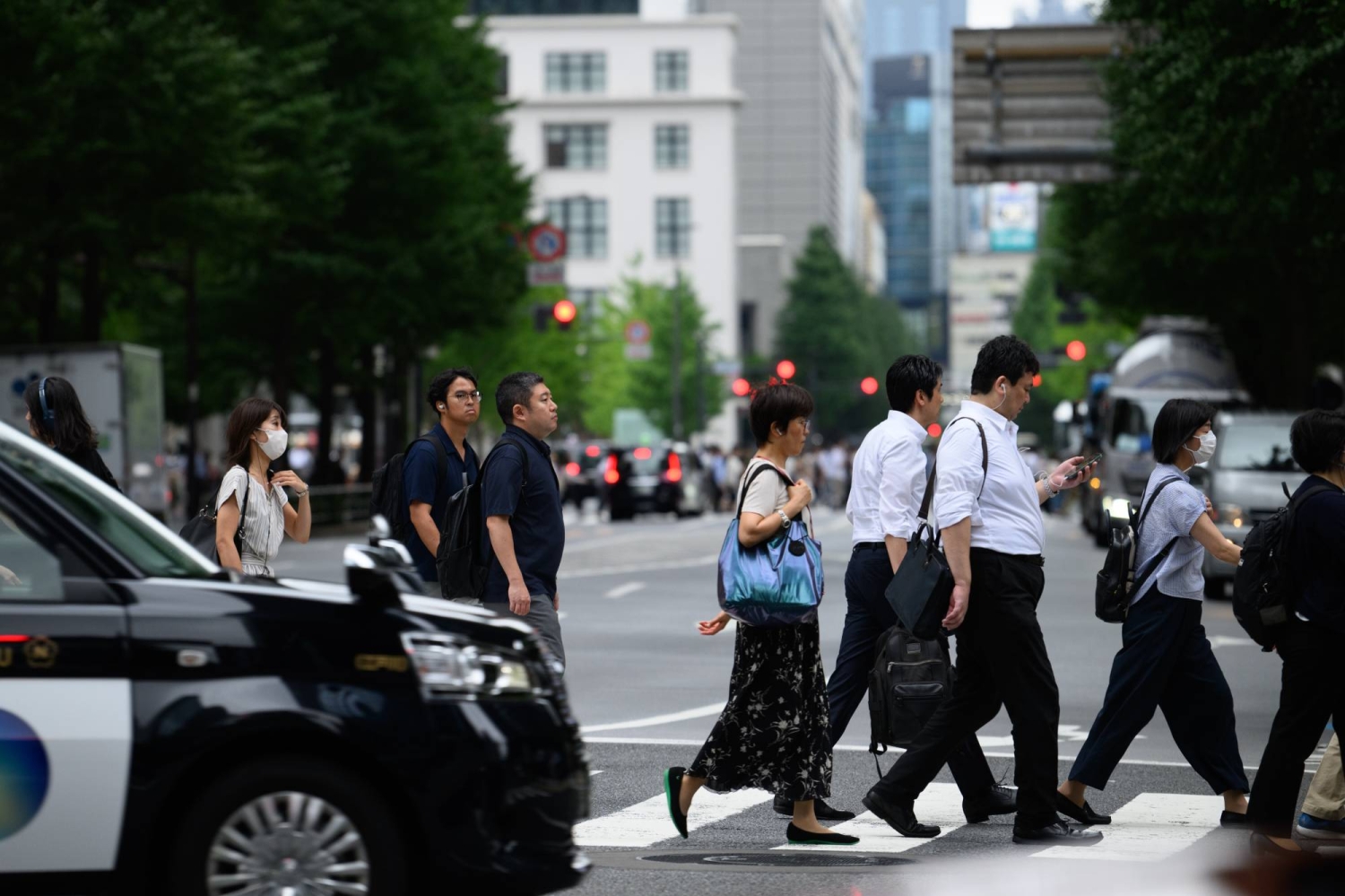 Japan’s nominal wages rise again, backing BOJ rate hike case