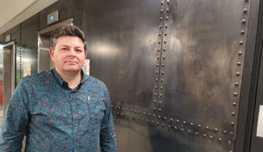 Electrical expert’s experiment with soon-to-be unbanned switch sends 200 volts to toaster