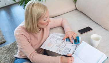Automatic saving tips: How round-ups, Feijoa and Sharesies Investback work - Nadine Higgins