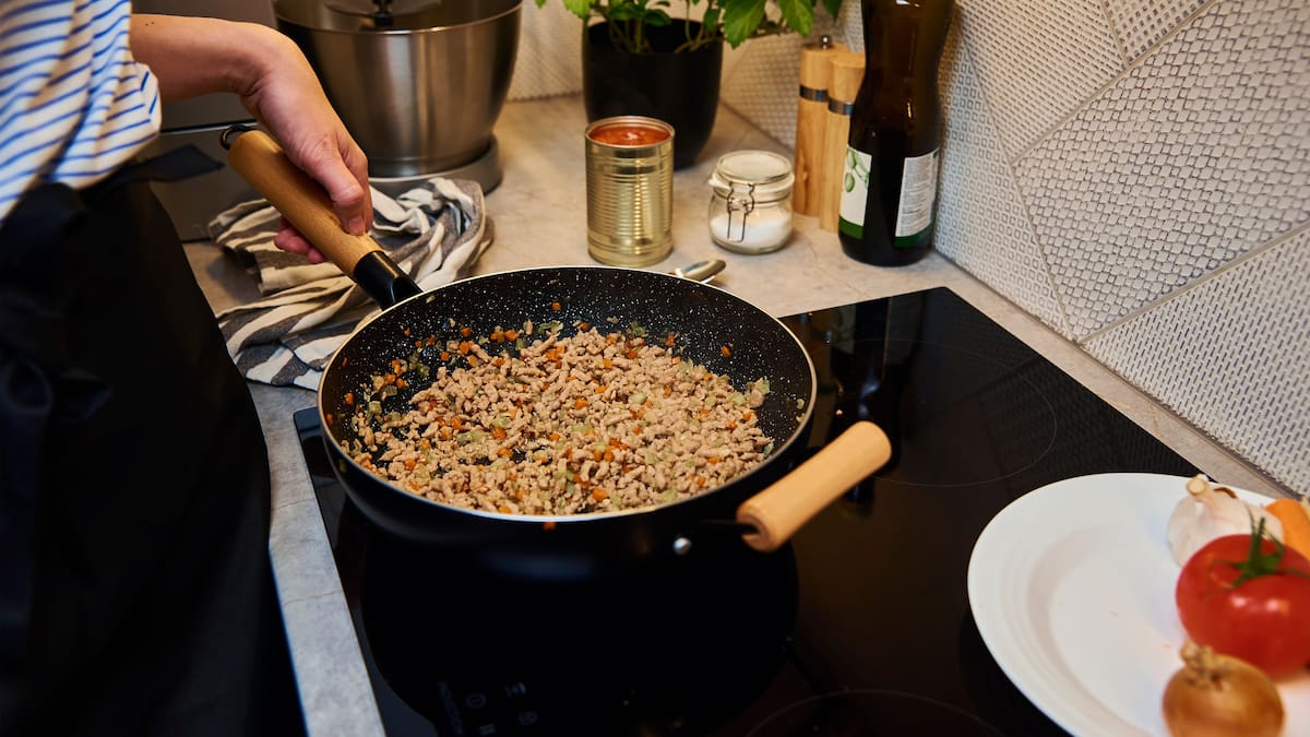 NZ beef mince prices climb above $24.40 a kg as export demand stays strong