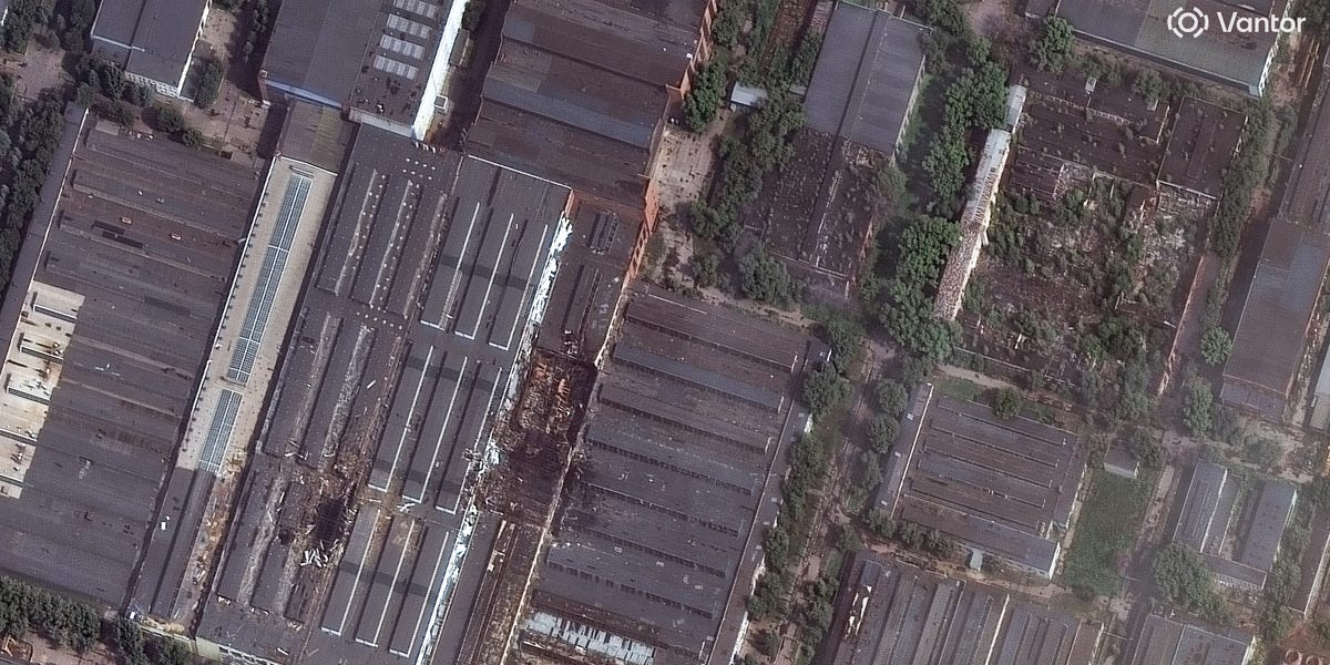 Satellite Image: Russian Space Center Linked to Starlink Copy Damaged