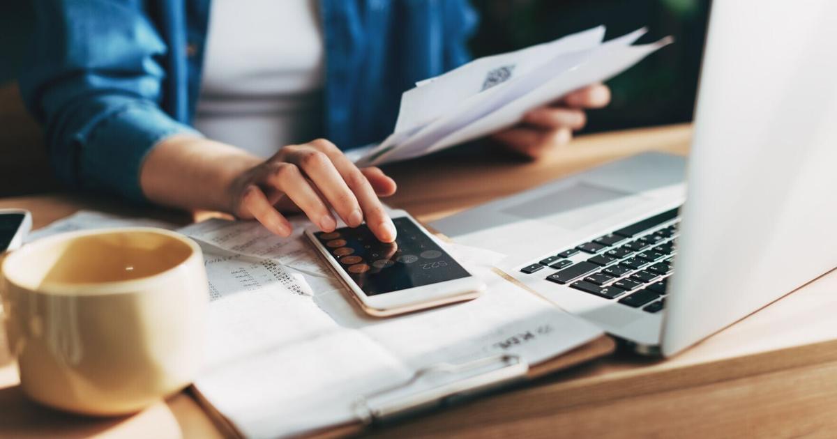 Asked on Reddit: How Can I Stop Living Paycheck to Paycheck? | Finance