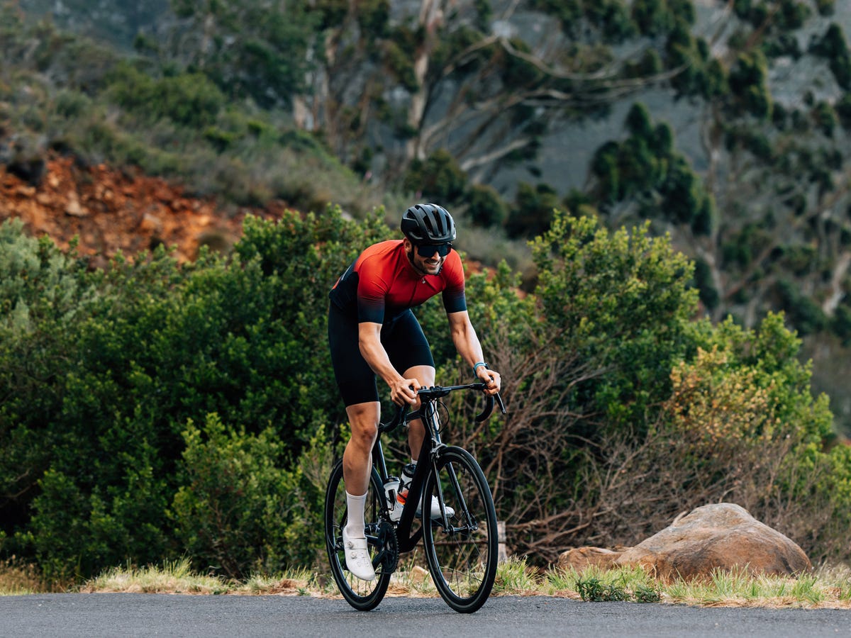 20-Minute Cycling Workouts: 10 Workouts to Boost Performance