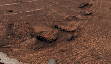 NASA’s Curiosity Mars rover captured this close-up view, revealing the distinct honeycomb texture of these polygon fractures. (Credit: NASA/JPL-Caltech/MSSS)