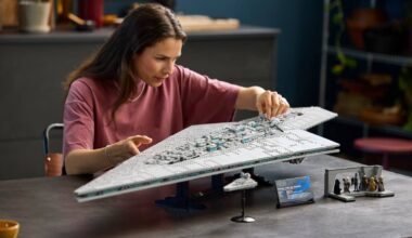 Lego Unveils Massive New Star Wars 6,130-Piece Set Inspired by the Empire Strikes Back