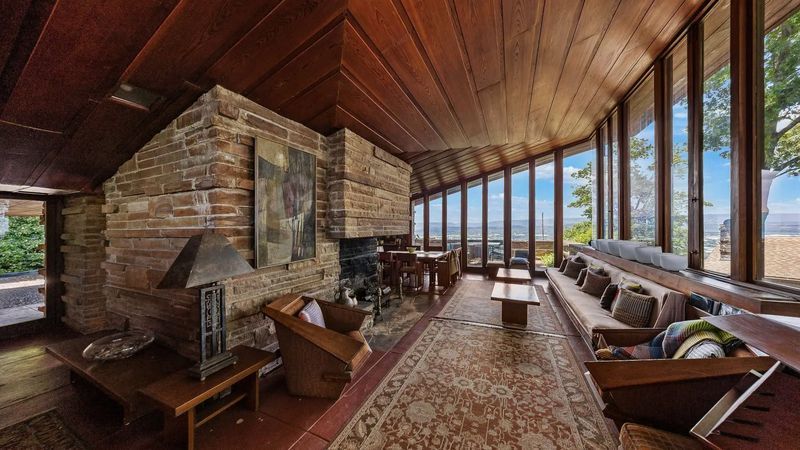 Sotheby's International Realty