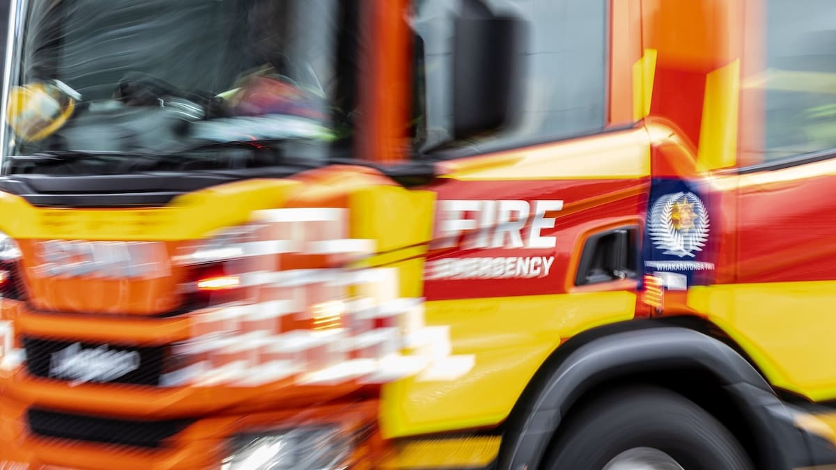 Public rescue person from house during Invercargill firefighters’ strike