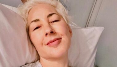 Affirming and beautiful’: Jaquie Brown tearful over response to cancer diagnosis - Stuff