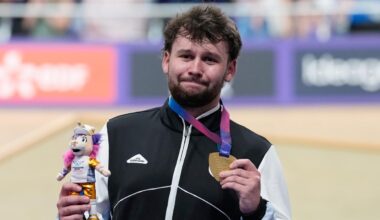 Devon Briggs pays tribute to late grandma after track cycling gold at Commonwealth Games - stuff.co.nz