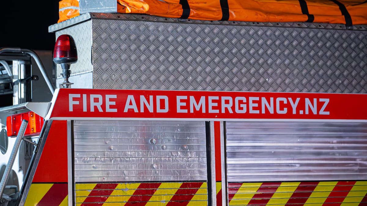 Ōtaki house fire: Blaze spreads to neighbouring property as crews respond