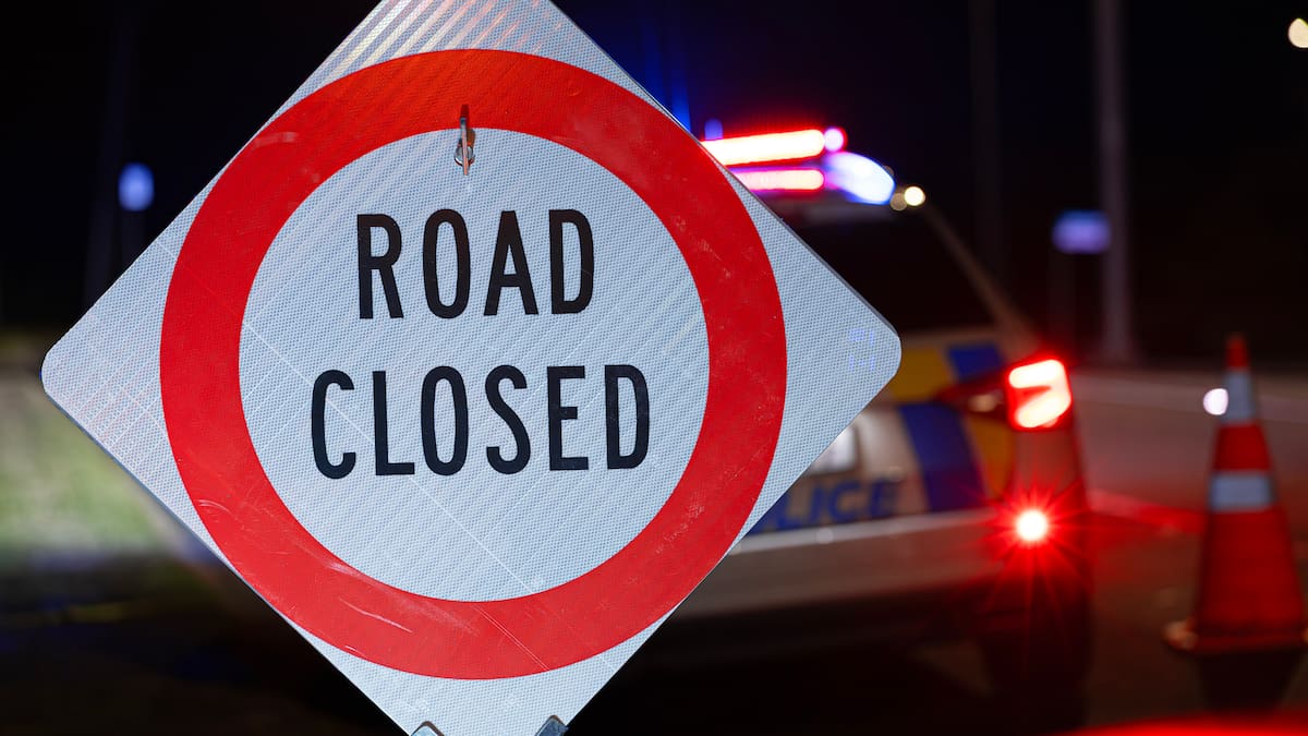 SH1 closed near Kauri in Northland after serious crash