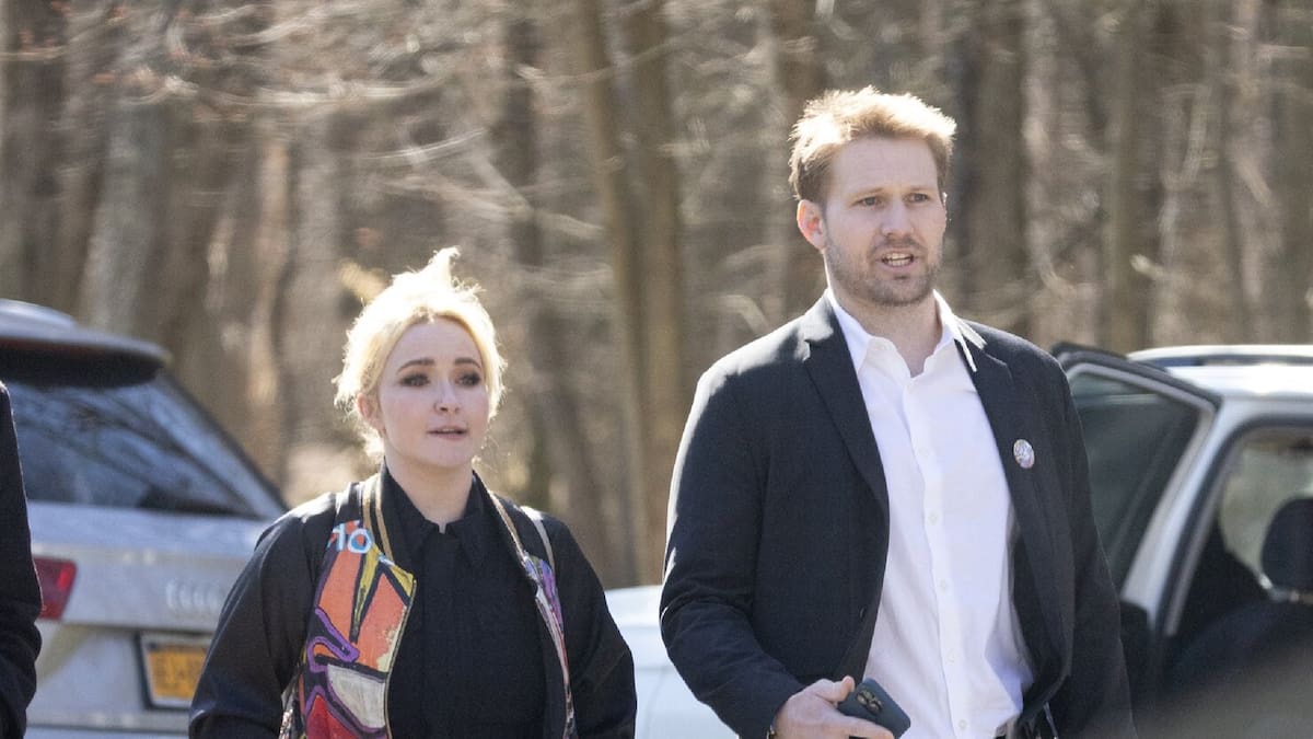 Hayden Panettiere’s mother says she cut contact over Brian Hickerson relationship
