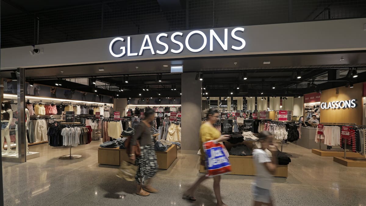 Glassons Sydney shoppers injured at store opening as crowd surges in rush to be first