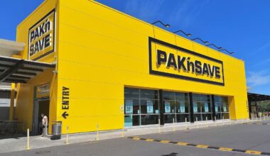 Manukau Pak’nSave security guard Laki Savelio sentenced for extorting accused shoplifters