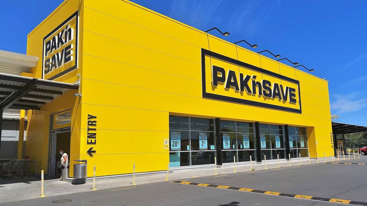Manukau Pak’nSave security guard Laki Savelio sentenced for extorting accused shoplifters