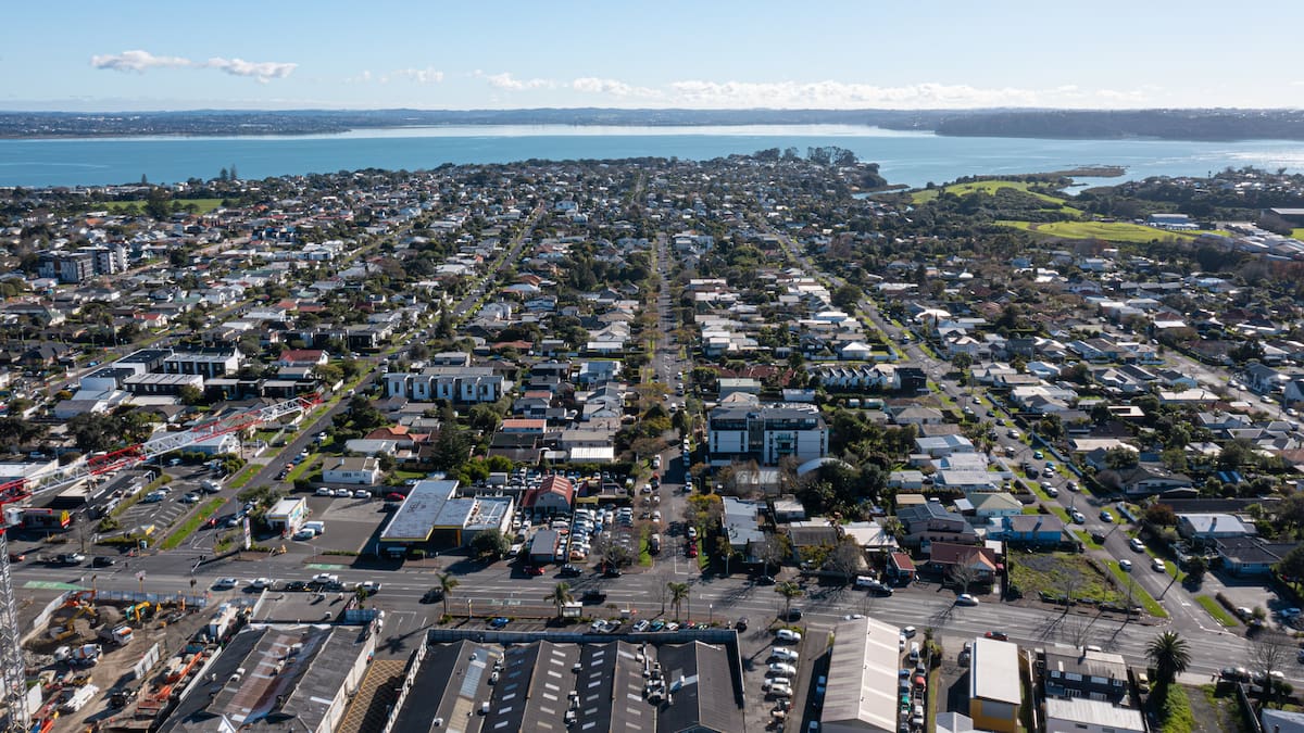 Why a one-year home loan fix may be better than two