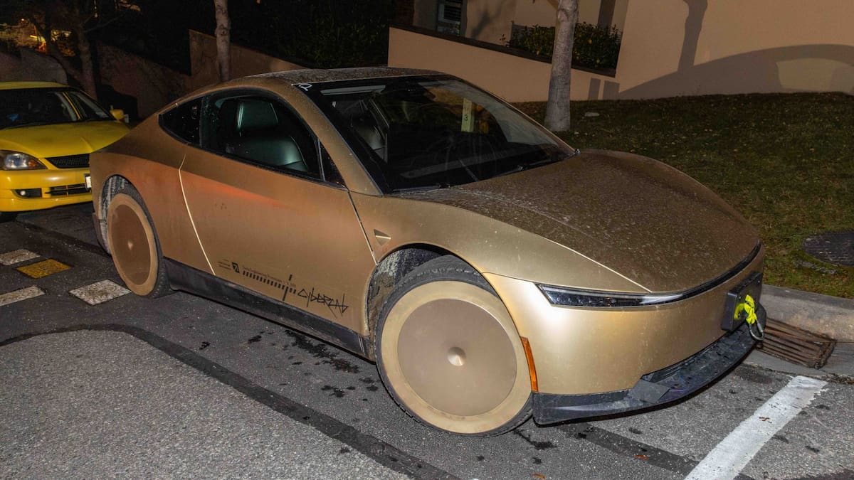 Tesla Cybercab spotted in Queenstown during cold-weather testing