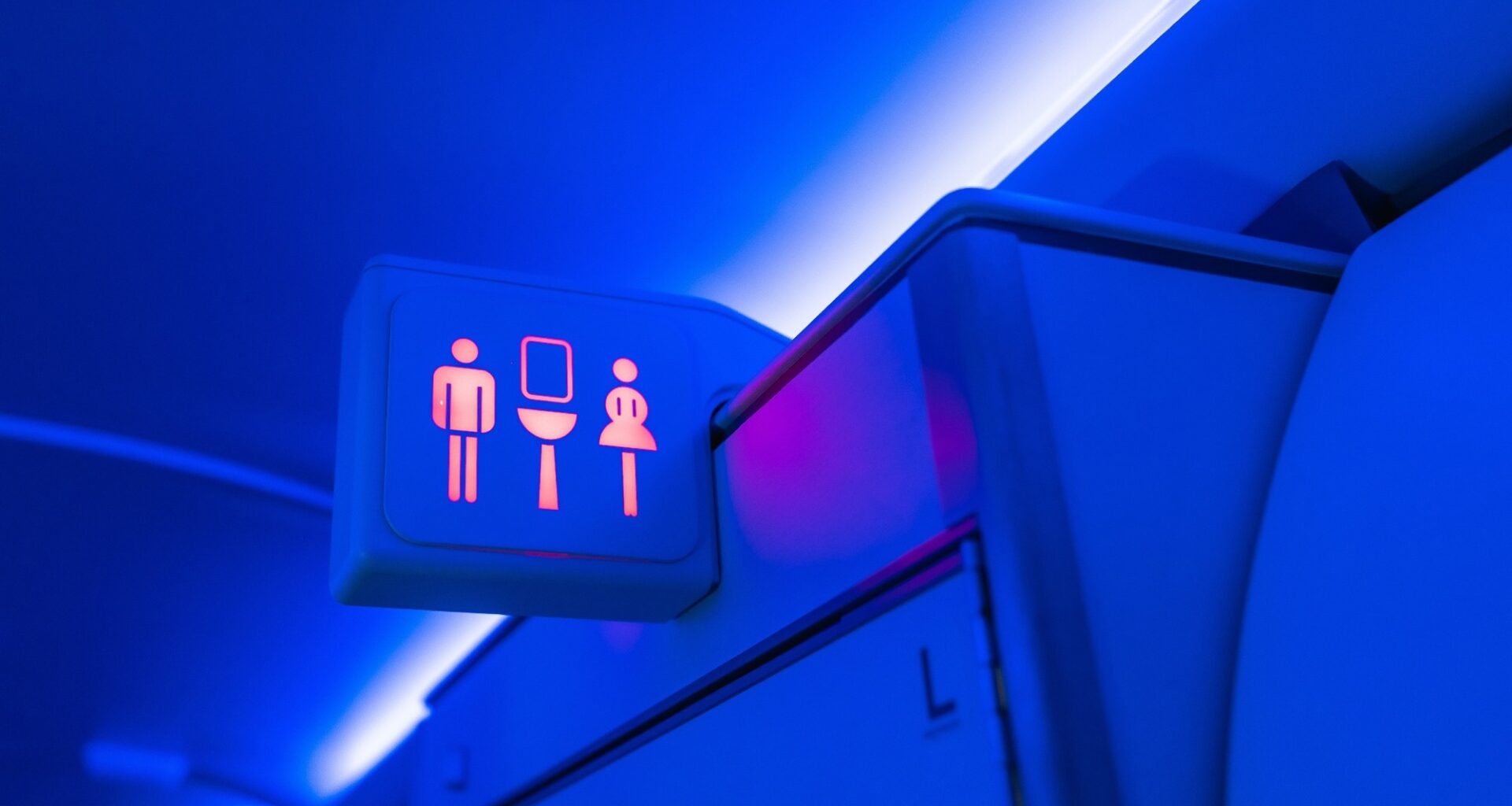 Study: A bilateral US-UK airplane wastewater monitoring pilot demonstrates the feasibility of an international wastewater surveillance network. Unai Huizi Photography / Shutterstock