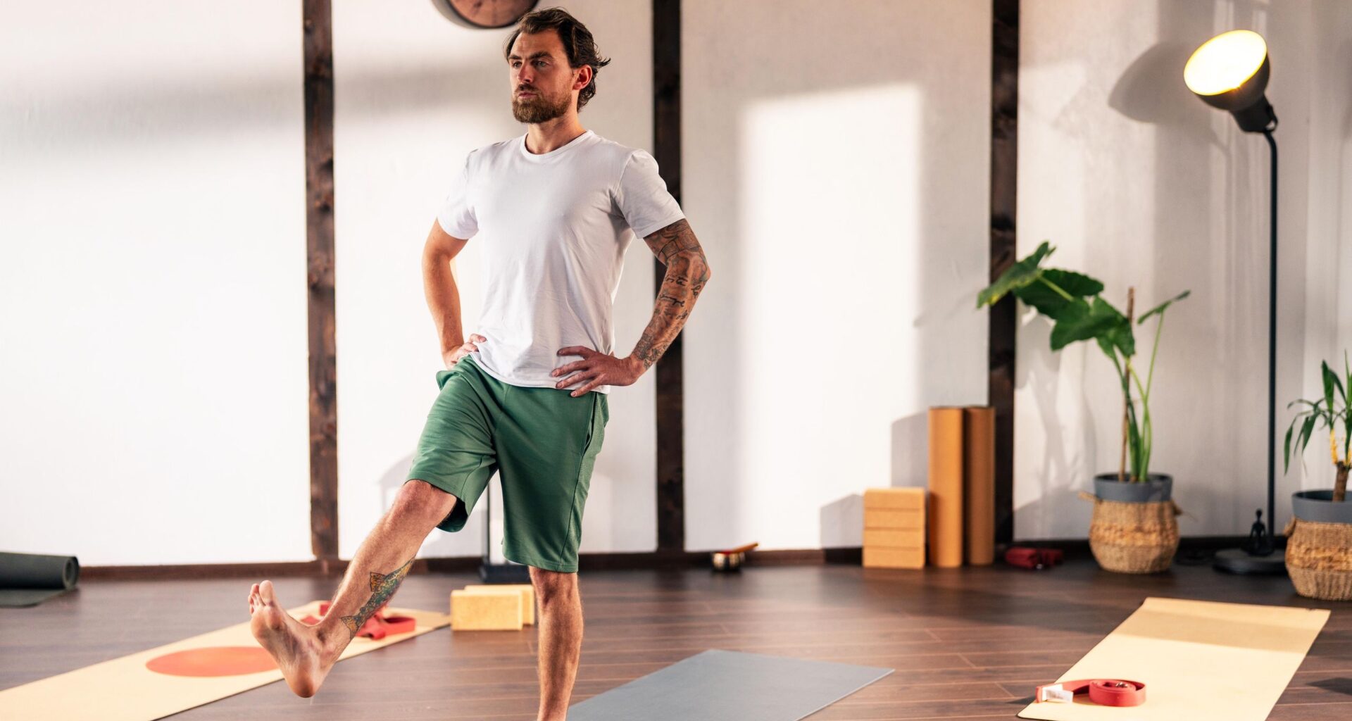 Can you stand on one leg for 30 seconds? Here's what the simple balance test says about your health