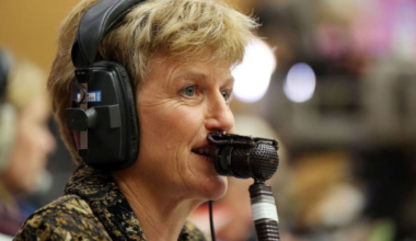 I would lose my path netball commentating. Doctors found a tennis ball sized tumour on my brain - Jenny Woods