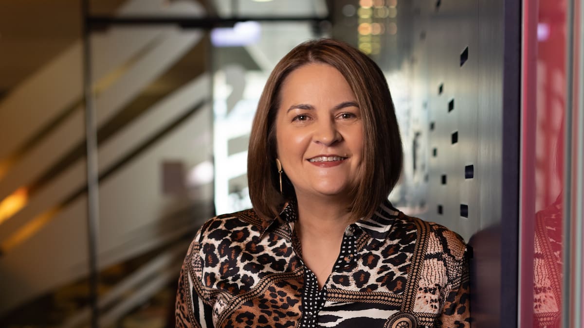 Spark reports an inline result, loses another 600 staff, CEO scores $900K in bonuses