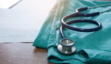 Nursing graduate applies for more than 100 jobs without success