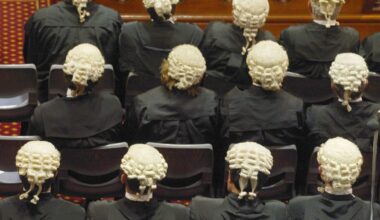 Research finds lawyers stressed, overwhelmed and many wanting to quit