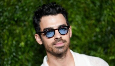 Joe Jonas Says He Sought Therapy After His Solo Album Underperformed