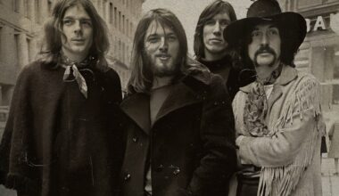 Roger Waters' greatest Pink Floyd lyric, according to David Gilmour