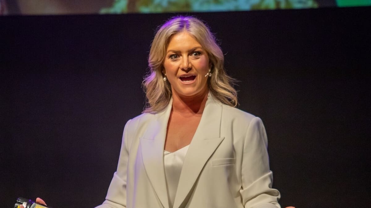 Toni Street’s advice for becoming a more confident public speaker – The Little Things