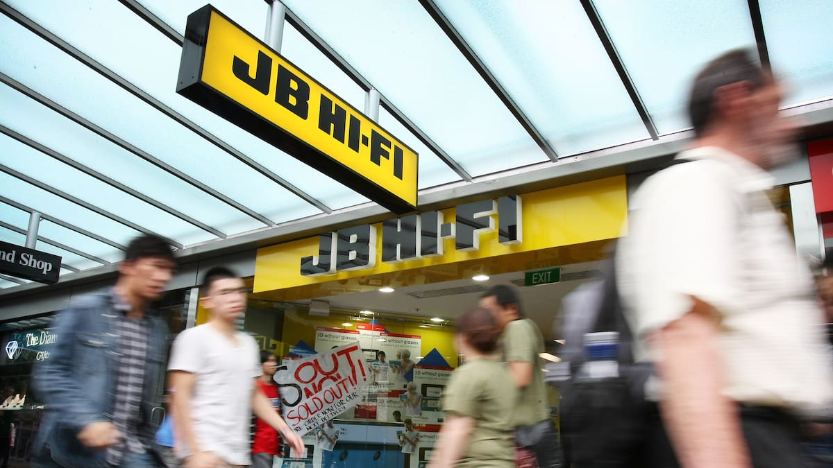 JB Hi-Fi NZ sales jump 26% on mobile phone and computer sales growth
