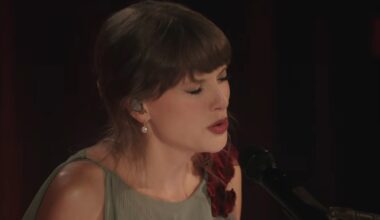 Taylor Swift Talks Songwriting, Performs Medley at Recording Academy