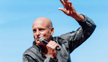 Woody Harrelson on Reuniting With Matthew McConaughey in 'Brothers'