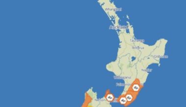 North Island ‘best spot to be’ this weekend as south faces severe weather, warnings issued over 120km/h winds