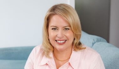 Katie Bradford on leaving TVNZ to balance motherhood and journalism career