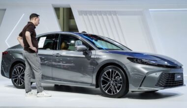 Toyota NZ recalls 176 Camry vehicles over display failure risk