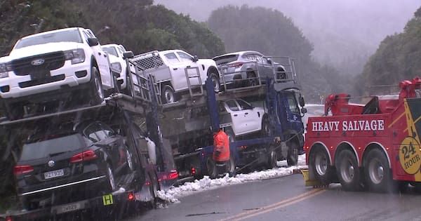Major Otago road to stay closed overnight as snow storm strikes south