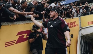 Big Cape Town welcome for All Blacks annoys some Boks' fans
